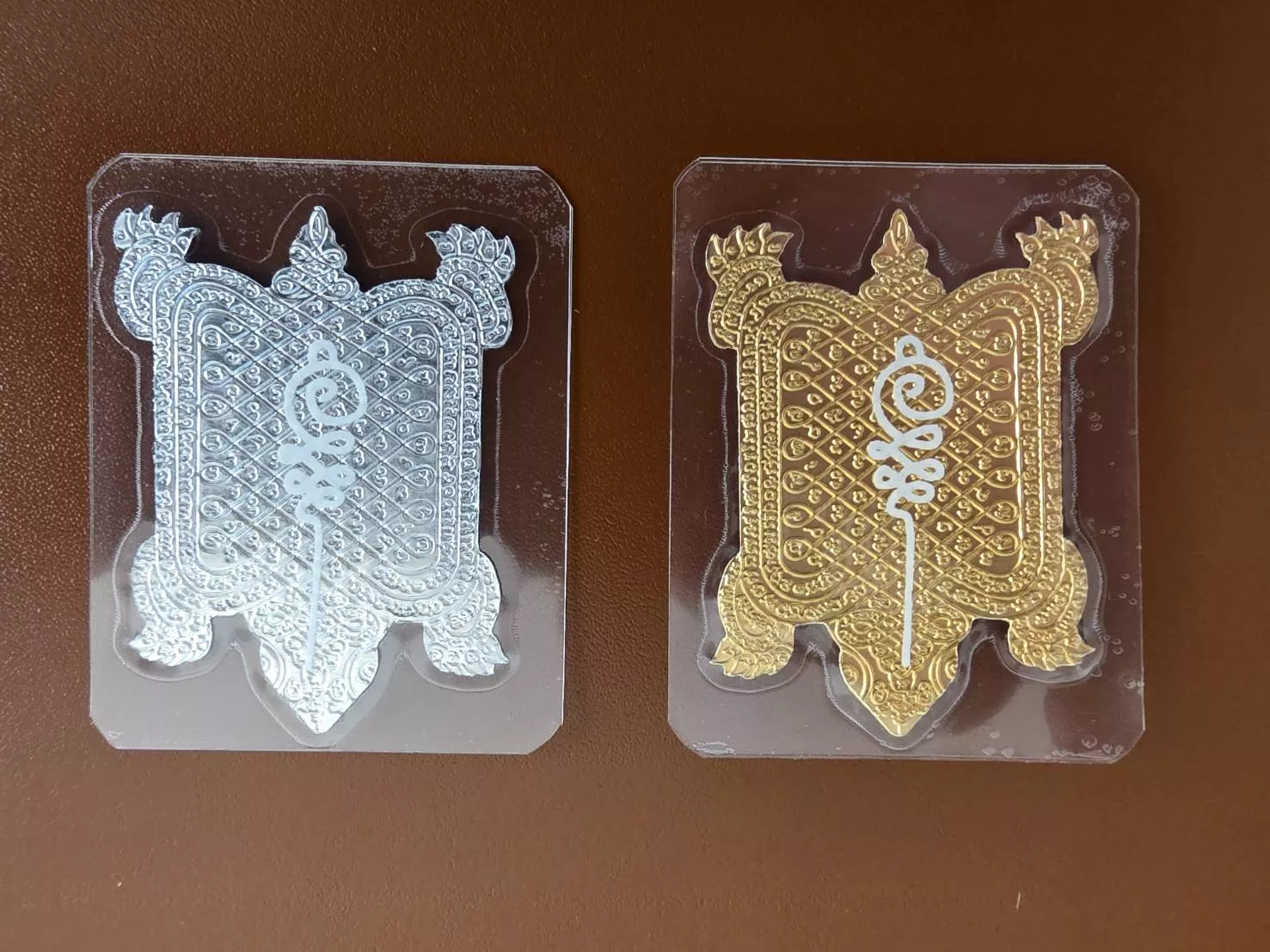 阿贊公~招財龜.清債龜符片+阿贊吶~巨招財金銀錢母+招財黑符卡+巨招財錢袋+五條經文真皮鑰匙扣~2000